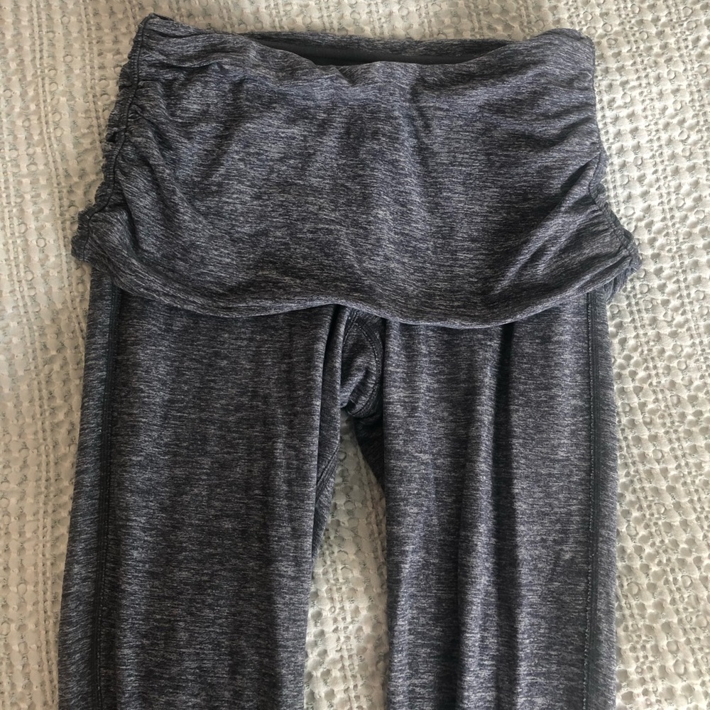 Lululemon XS full length leggings in Heather grey